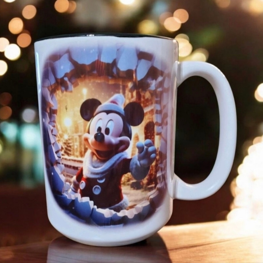 Santa Mickey Mouse Breakout 15oz Coffee Mug with Black Inside
